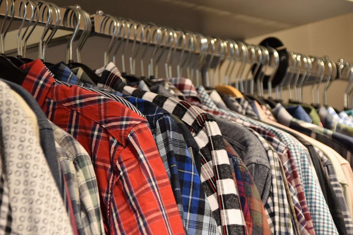Fashion rules: How to buy wholesale clothing - Faire Learning Hub